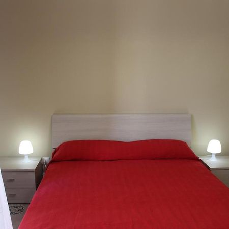 La Stanza Vicino Al Mare , Una Camera Da Letto E Bagno Con Balcone Vista Mare Apartman Balestrate Kültér fotó